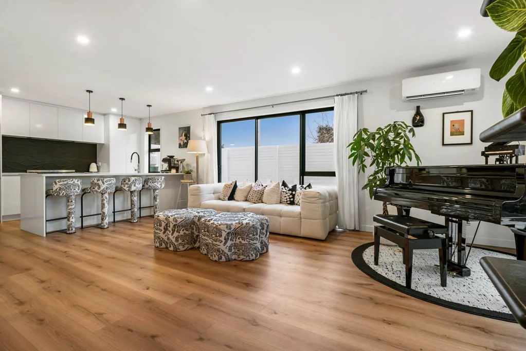 Ellerslie 4ਬੈੱਡਰੂਮ Smartly Designed & Superbly Located – Modern F...