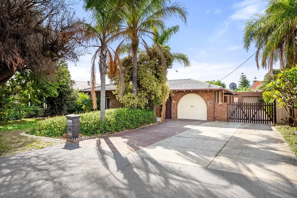 136 Currie Street, Warnbro, WA 6169