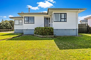 213 Mahia Road, Wattle Downs, Manukau City