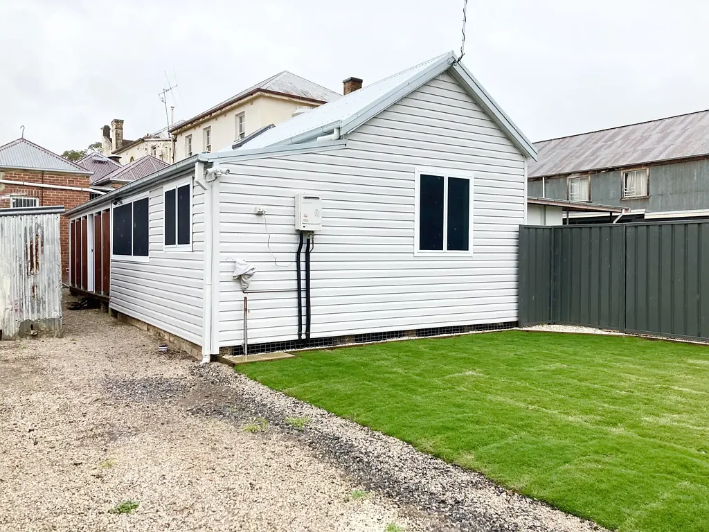 Cosy Cottage in CBD Location