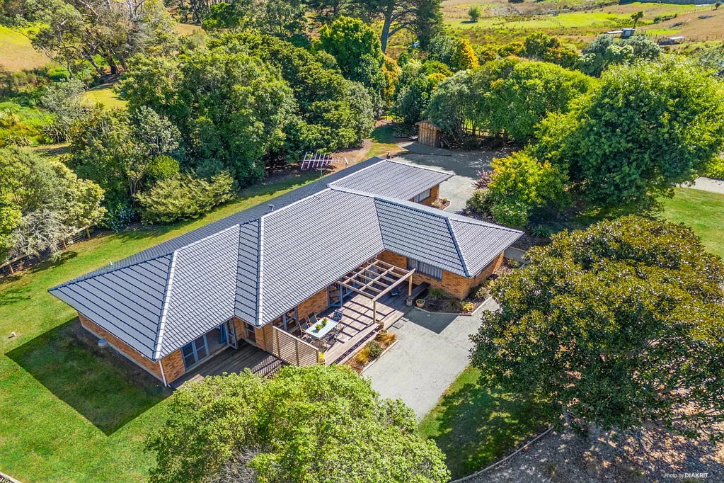 9 Awaroa Stream Drive, Waiuku, Franklin, Auckland
