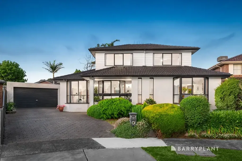 4 Avonmore Close, Mill Park, VIC 3082