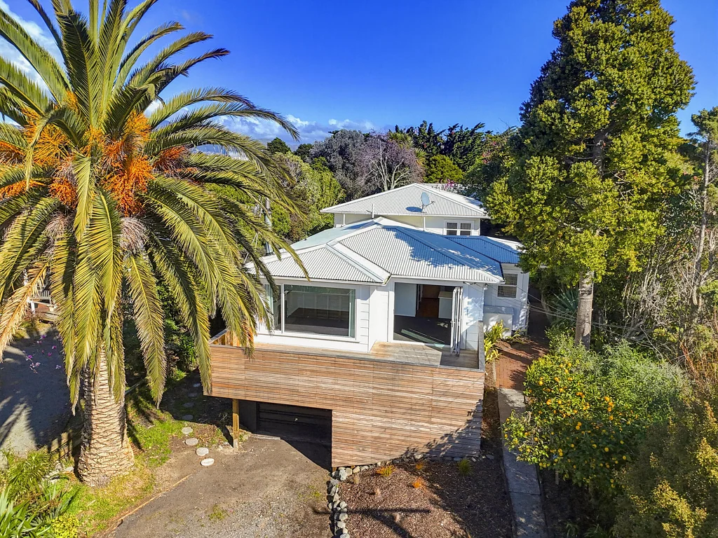 Raumati Beach 3 Slaapkamer Complete the dream in Raumati Beach