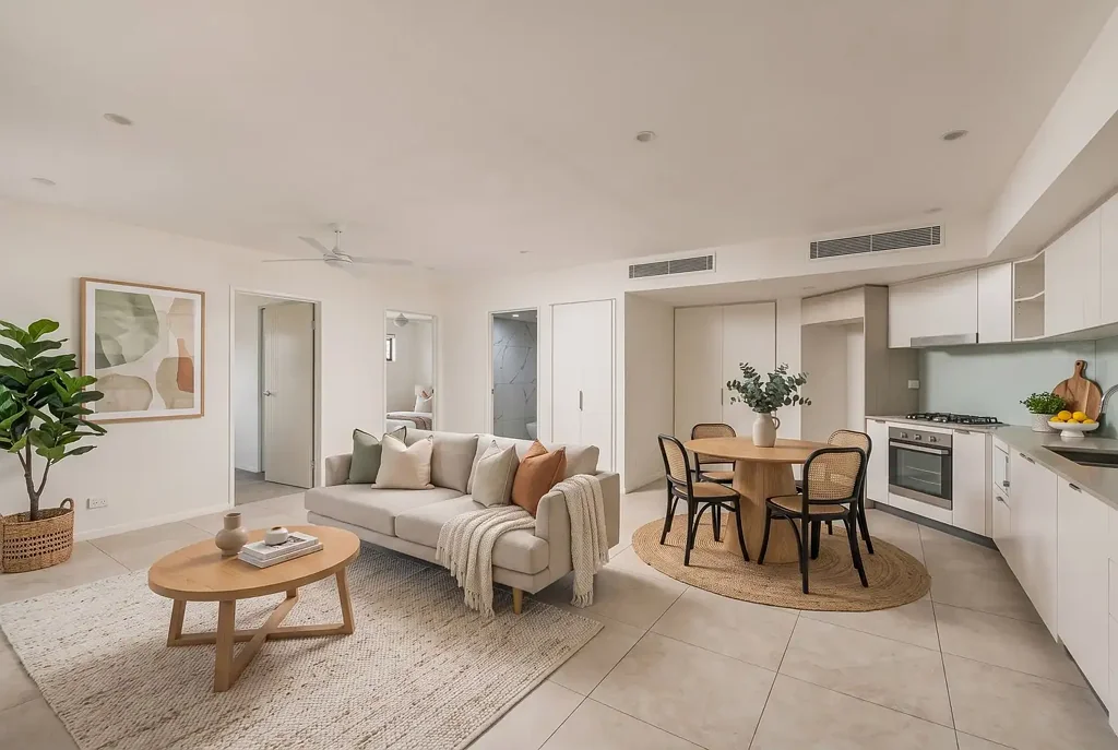 Newmarket 2房 带私人庭院的底层生活 Ground-Floor Living with Private Courtyard