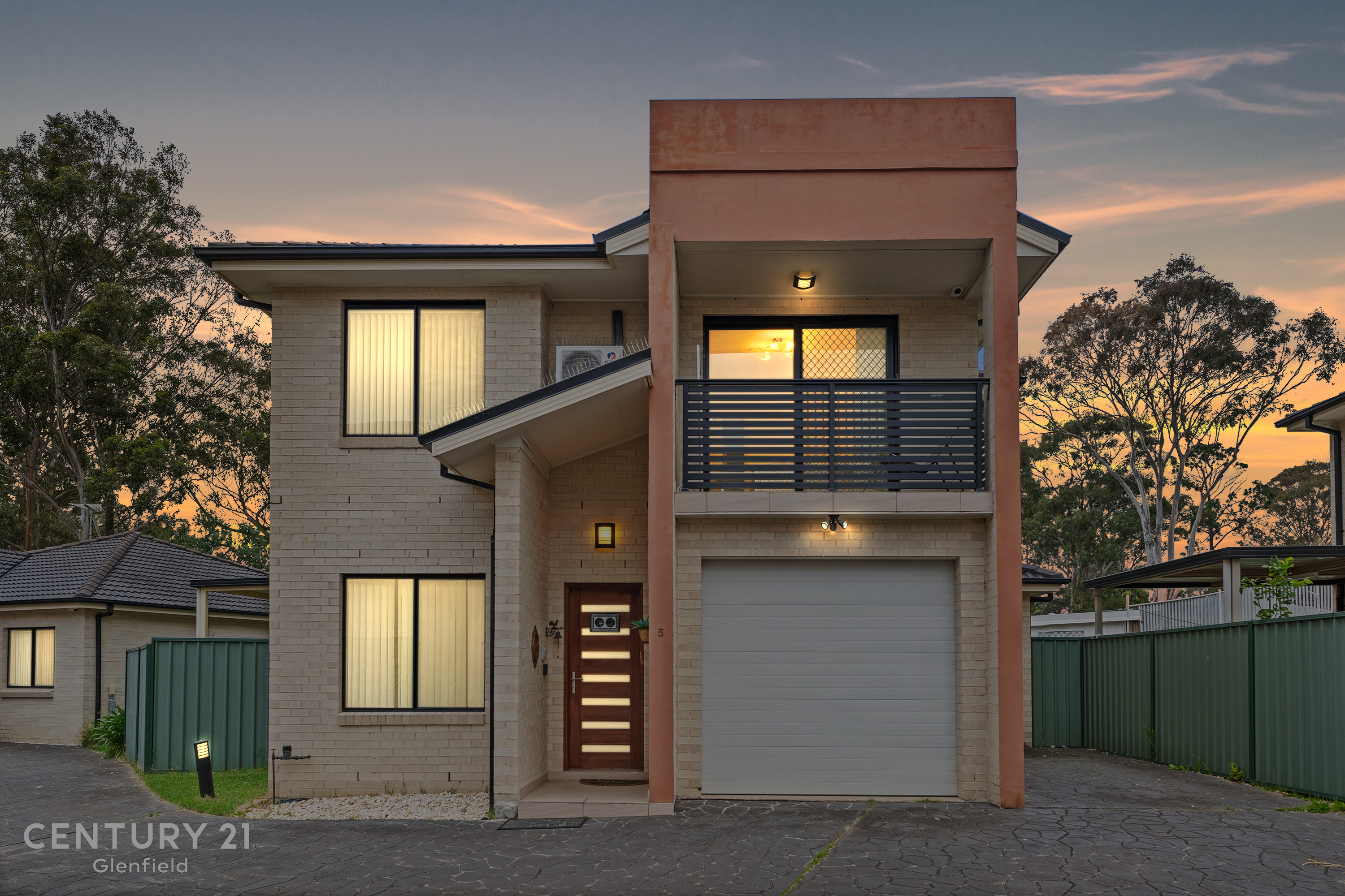 UNIT 5 56 THIRD AV, MACQUARIE FIELDS NSW 2564, 0房, 0浴, Townhouse