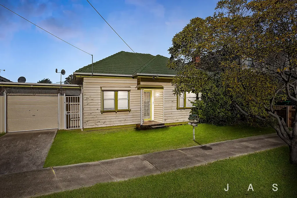 5 Howard Street, Maidstone, VIC 3012
