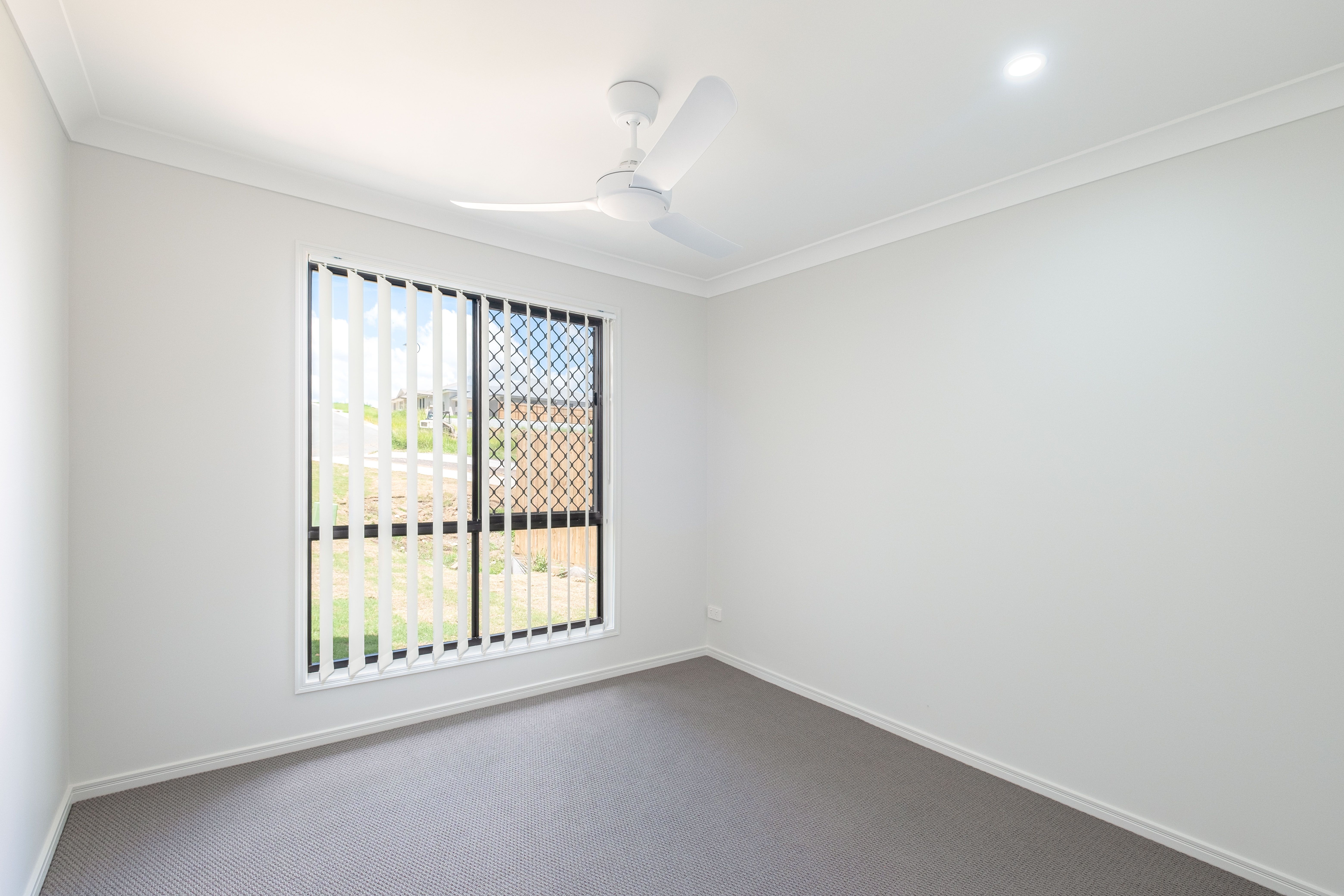 16 OLIVE TREE CH, VICTORY HEIGHTS QLD 4570, 0部屋, 0バスルーム, House