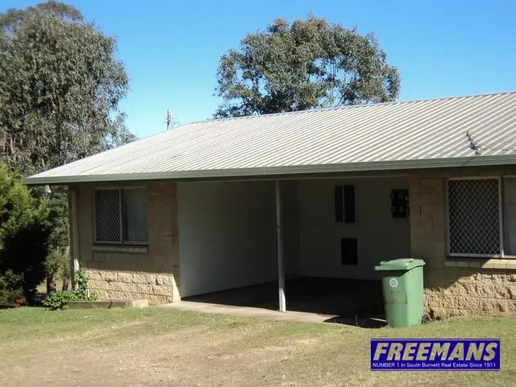 Charming Unit in Good Location!