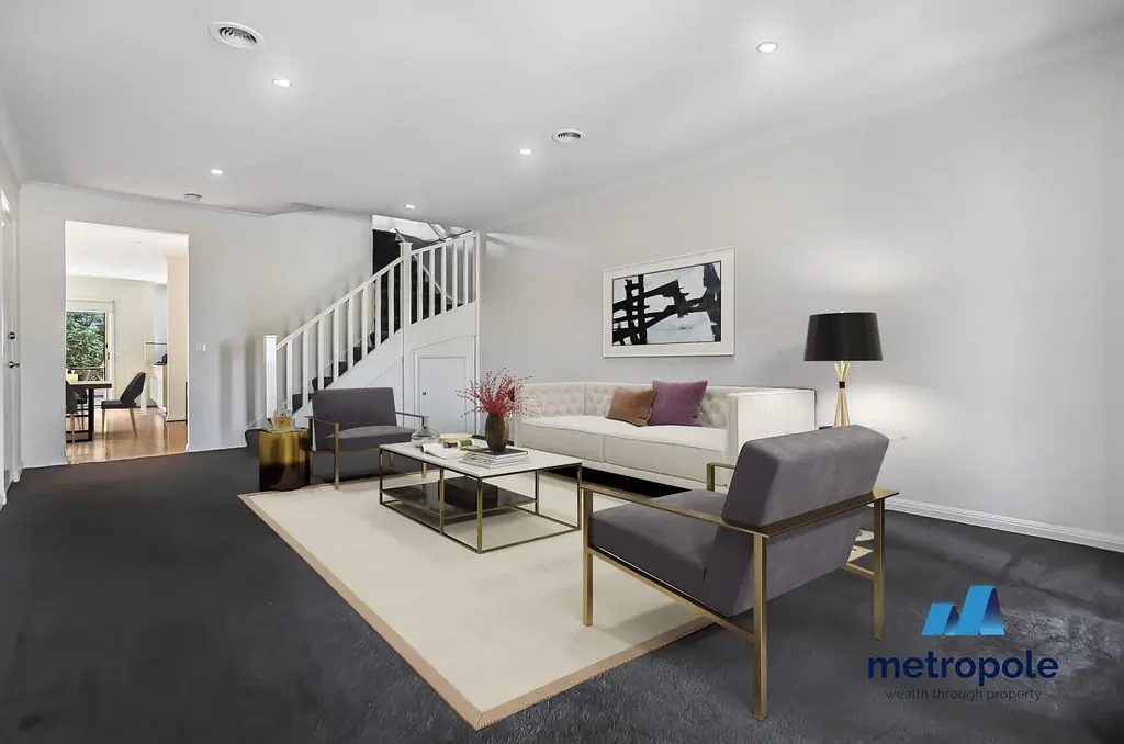 TERRIFIC TOWNHOUSE IN A FAMILY LOCATION