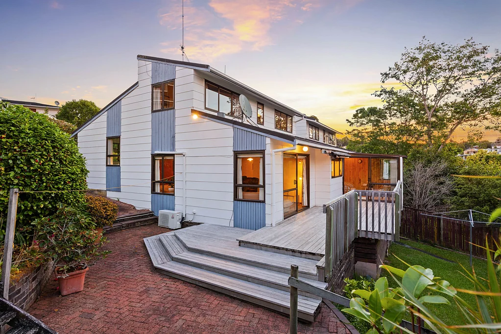 13A Eastwood Rise, Browns Bay, North Shore City, Auckland