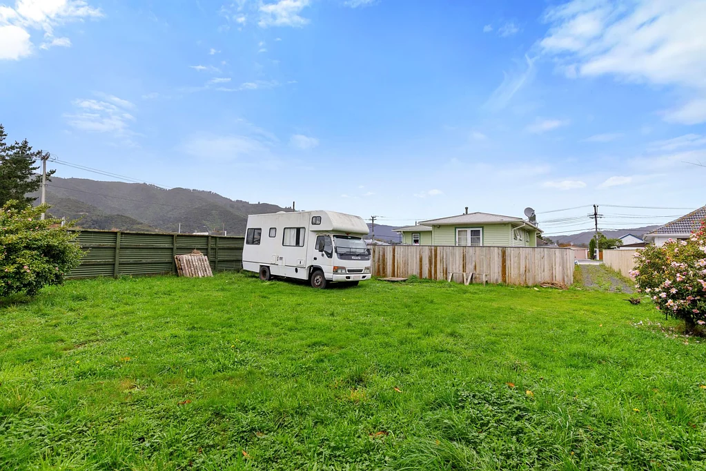 Wainuiomata Rare Flat Section. Build New. OR Relocate a Home.