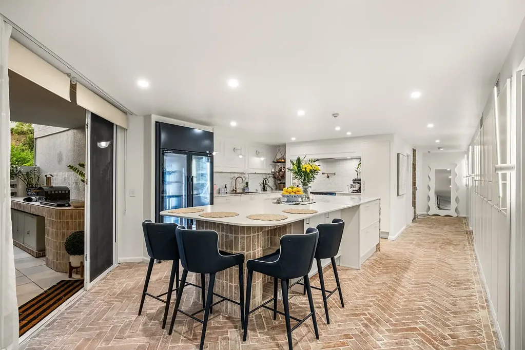 Kangaroo Point 3બેડરૂમ Magazine Worthy Apartment w. 257m2 floor plan