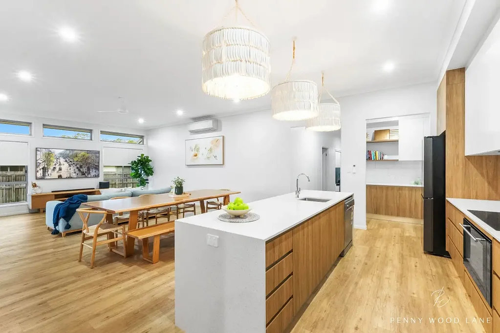 Richmond 4Moenga Executive Family Home | Blue-Chip Address