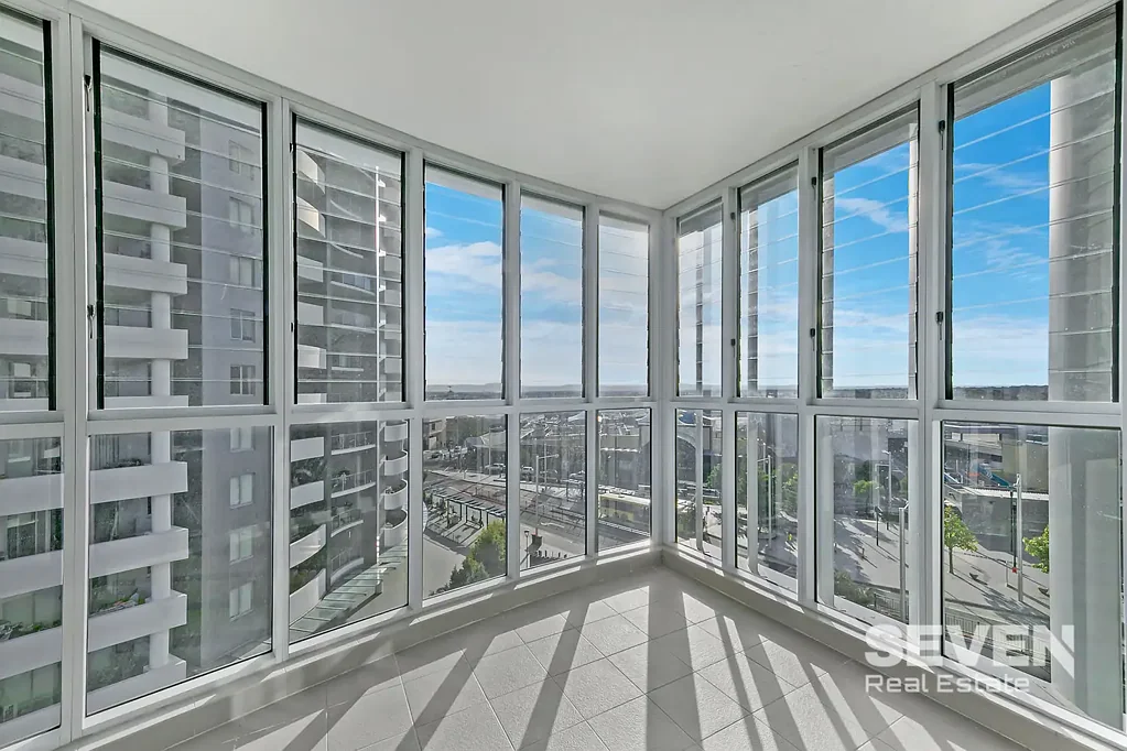 Castle Hill 2ห้องนอน Spacious Executive Apartment with Versatile Enclosed Balcony