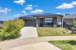 9 Dowell Court, Elmore