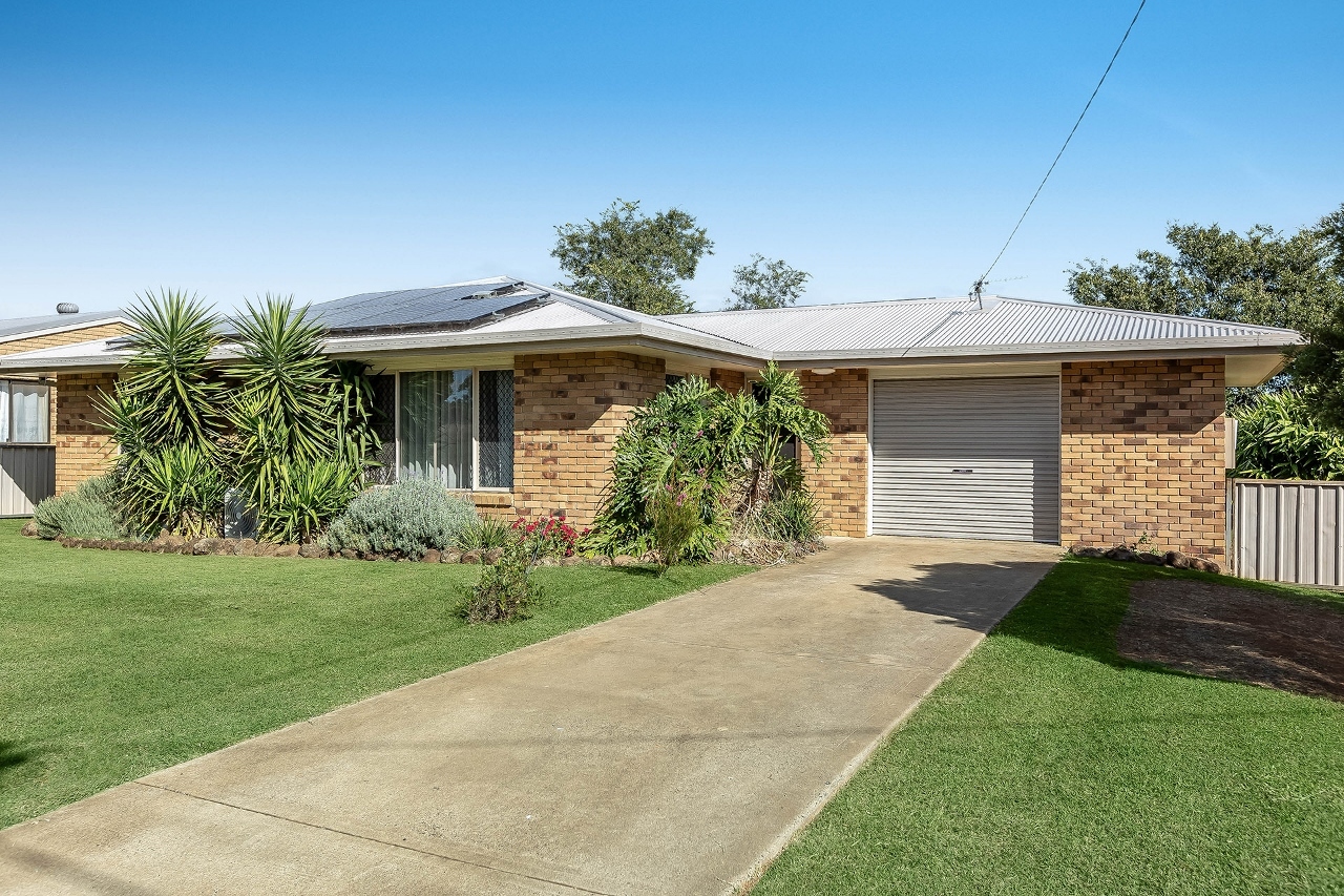 45 HAMLYN RD, OAKEY QLD 4401, 0 habitaciones, 0 baños, House