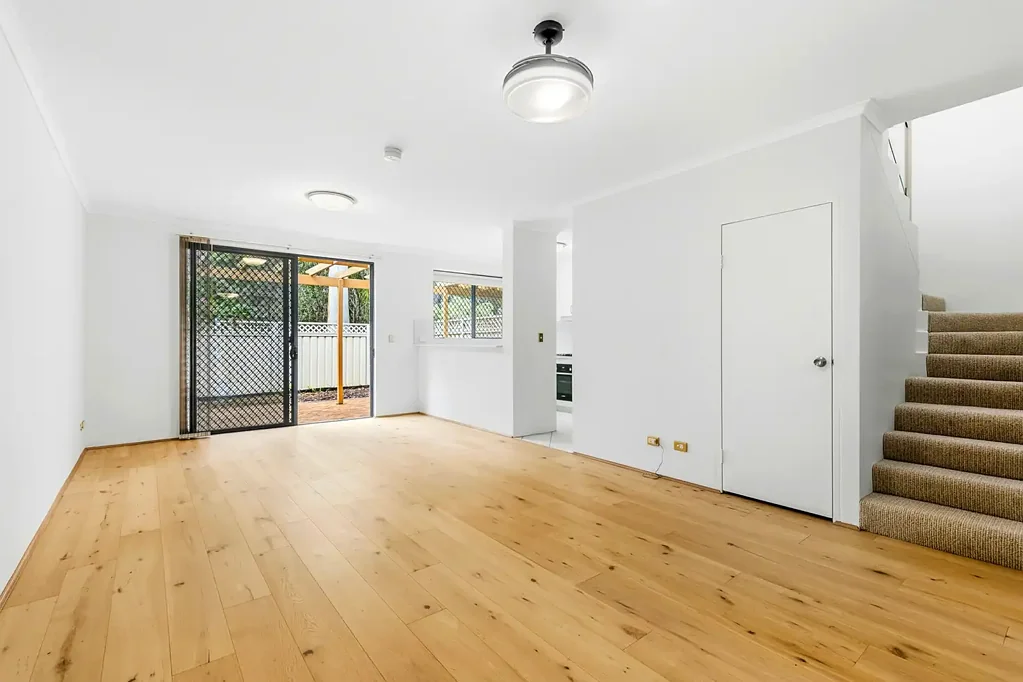 SPACIOUS THREE-BEDROOM TOWNHOUSE