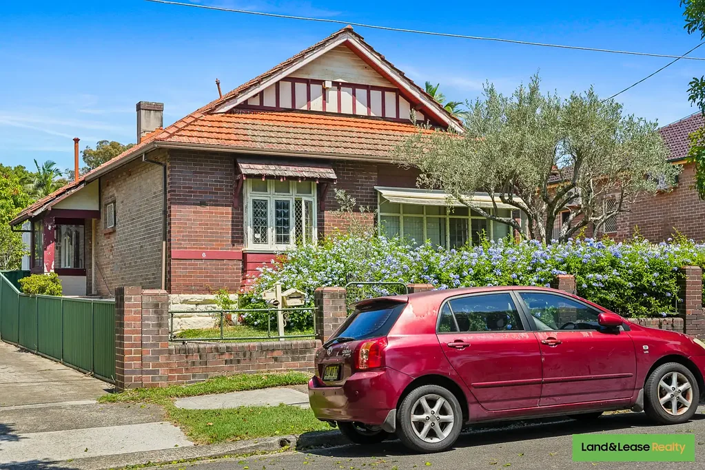 Three Bedroom House For Rent at Arncliffe