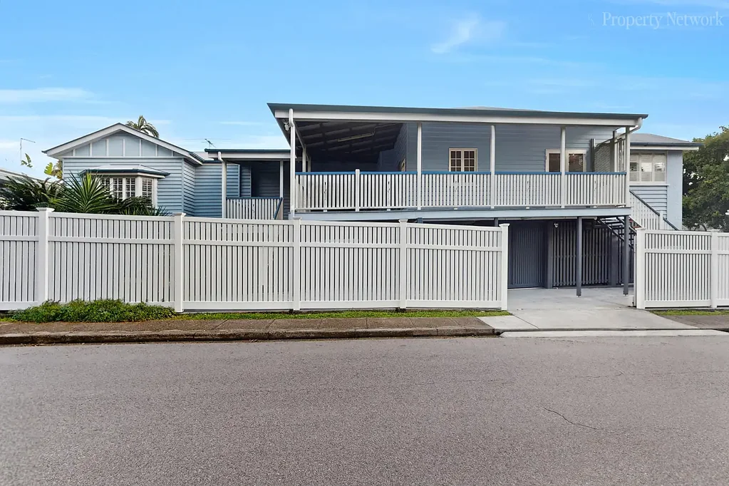 Norman Park 4ห้องนอน Parkside Queenslander with Separate Second Dwelling