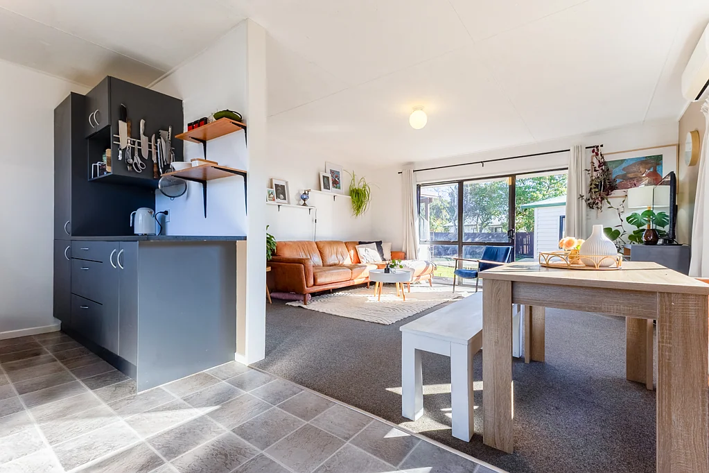 Paraparaumu 3 Bedroom Space to Play - Style to Stay