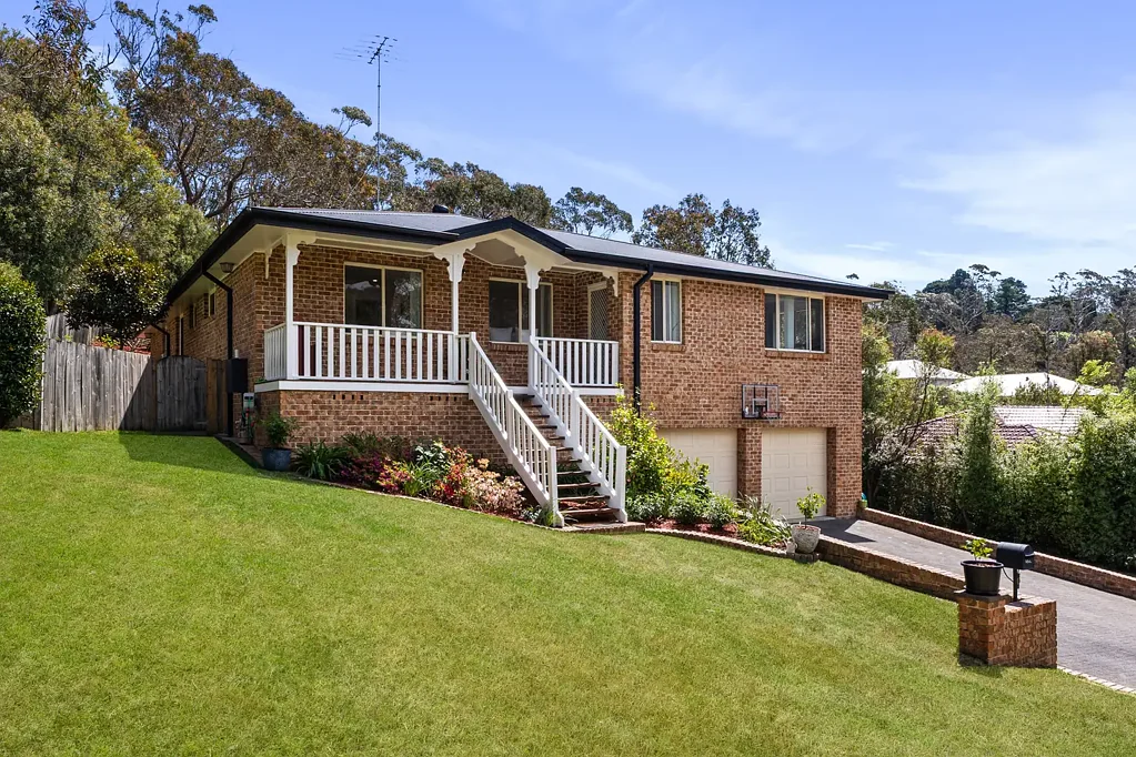 Katoomba 5ਬੈੱਡਰੂਮ LIGHT-FILLED FAMILY HOME, STUNNING LEAFY OUTLOOK
