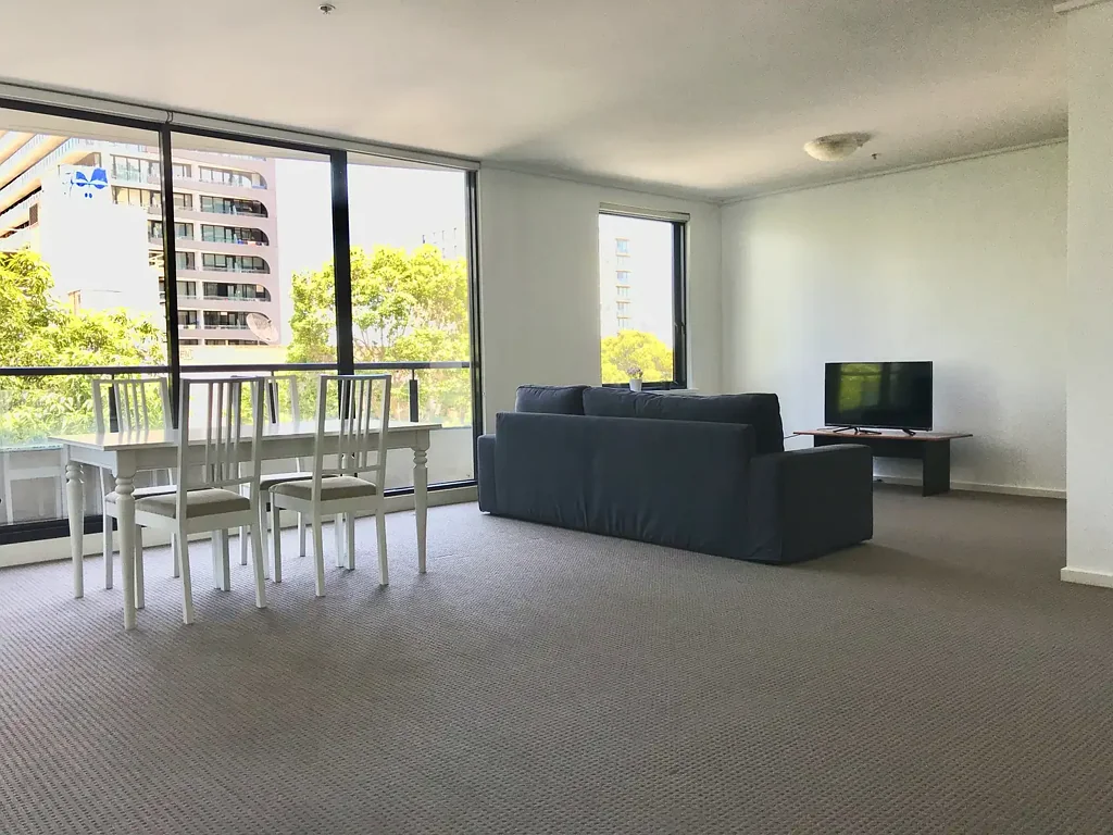 Fully Furnished Extra Large Two Bedrooms Apartment