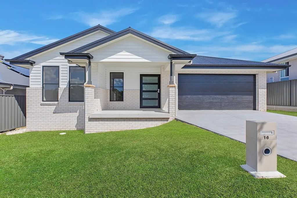 Wyee 4房  Brand New Spacious Family Living with Premium Finishes