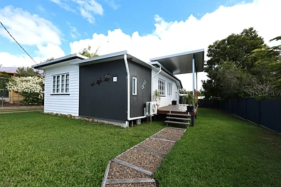 Torquay 3房  OPEN HOME CANCELLED - UNDER CONTRACT BY JASMINE CORRICK - 0409357337