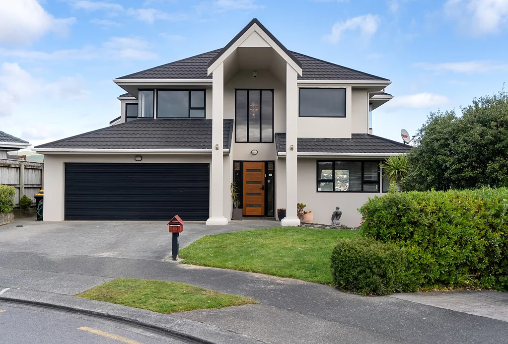 Whitby 4 Bedroom Sensational Street Appeal