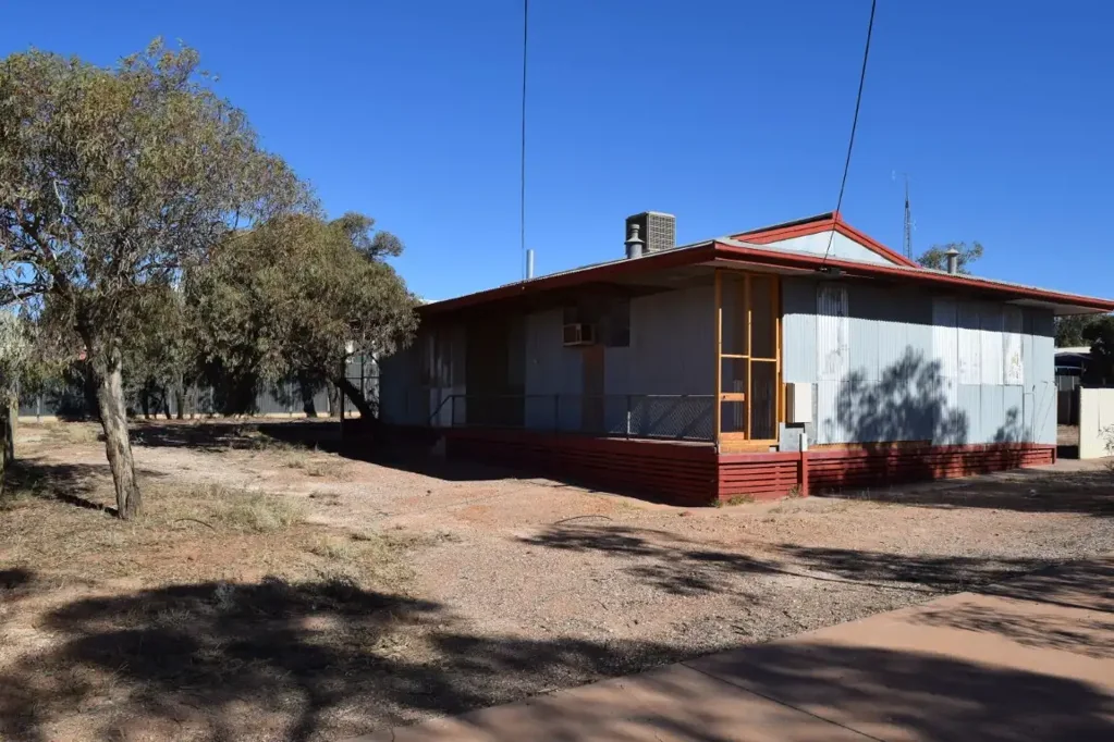 Coober Pedy 3Zimmer Two separate houses, individual titles, buy one or both!