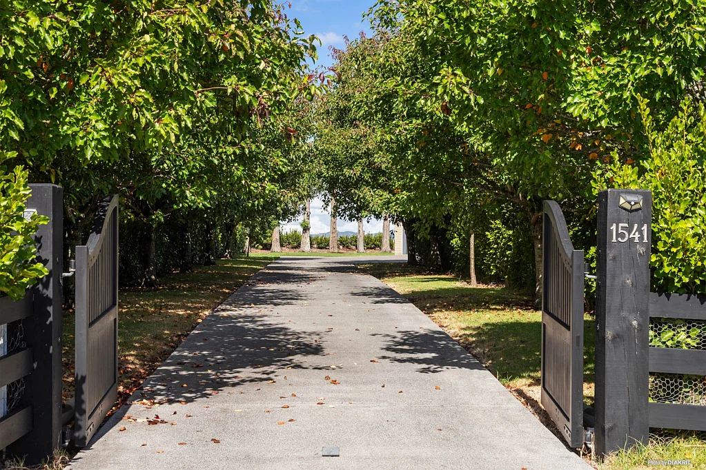 Waiuku 4房  Family + Pet Safe, Stylish and Secure