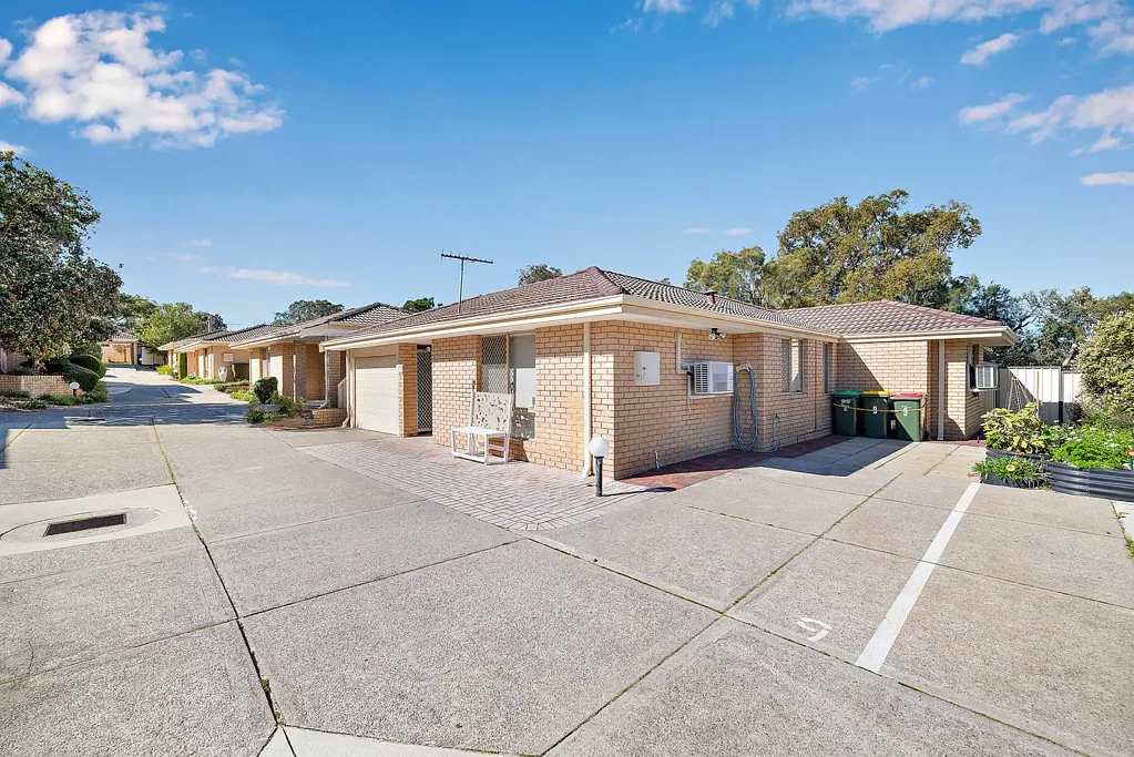 9/104 Waddington Crescent, Koondoola, WA 6064