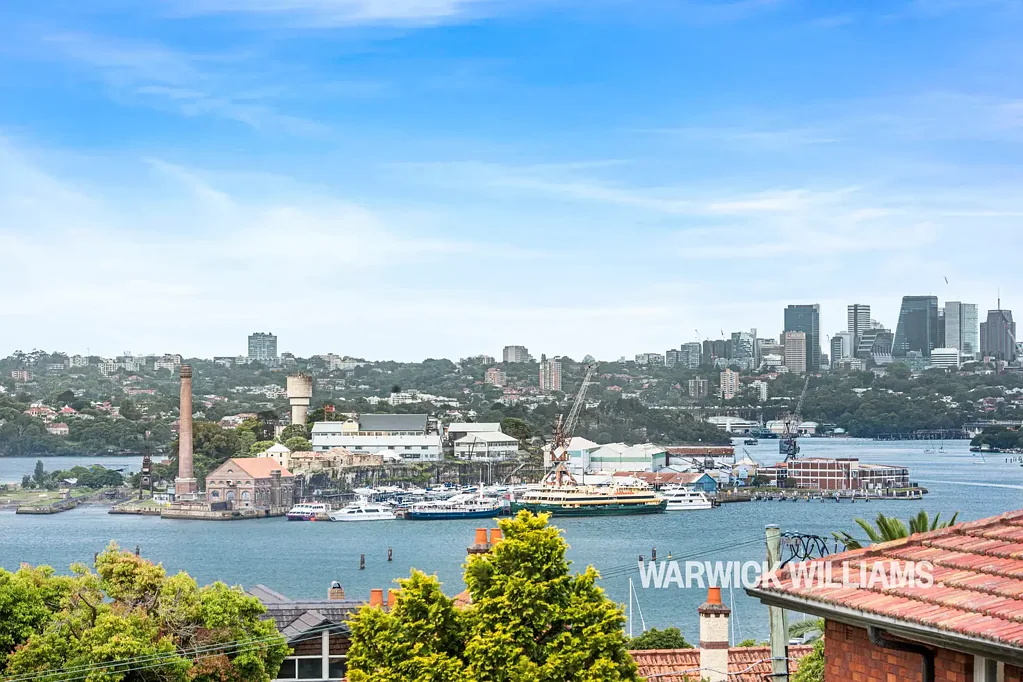 SUPERB EAST-SIDE LOCATION