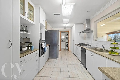 ਰਸੋਈ - 30 COLLINGWOOD ST, DIANELLA WA 6059