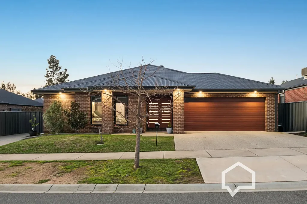 Strathfieldsaye 4房  Executive Family Living in the Heart of Imagine Estate