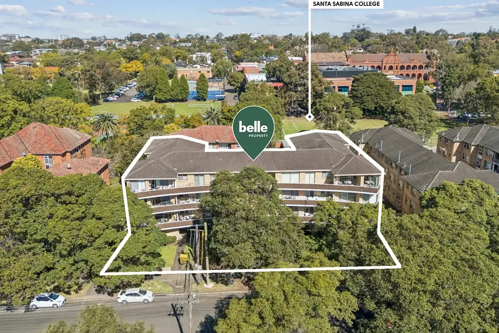 Strathfield 4 Bedroom Family Size, Space and Comfort just 650m from Strathfield Station