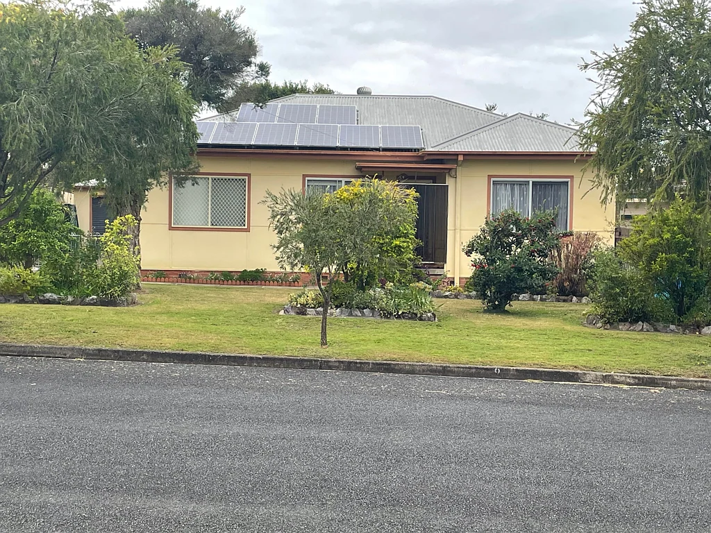 9 CHAPMAN STREET, Taree, NSW 2430