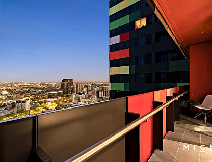 2516/551 Swanston Street, Carlton, Melbourne CBD, 2部屋, 1バスルーム, Apartment