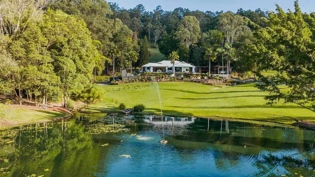 Palmwoods 4ห้องนอน A private 10-acre Lifestyle Sanctuary where Beauty, Leisure and Tranquillity Unite!