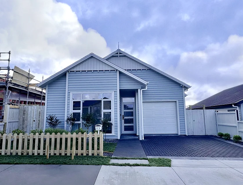53 Tipu Crescent, Milldale, Rodney, 4部屋, 2バスルーム, House
