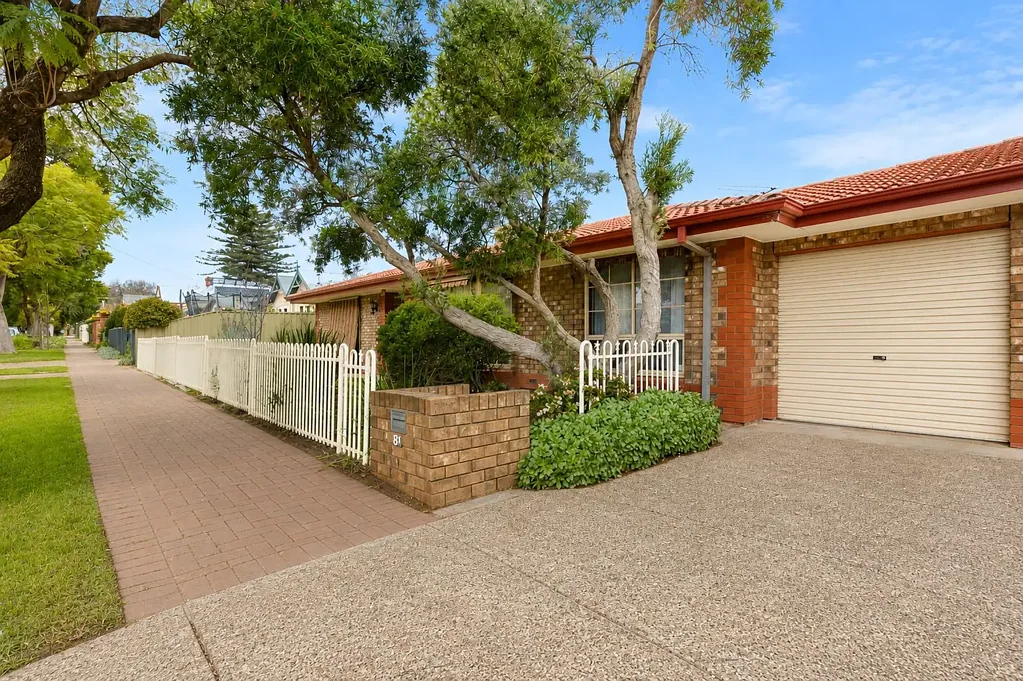 Leafy Burnside Living - Spacious Three Bedroom Home