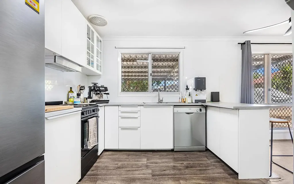 Baynton 3ਬੈੱਡਰੂਮ Tidy Family Home with Shed and Space to Grow!