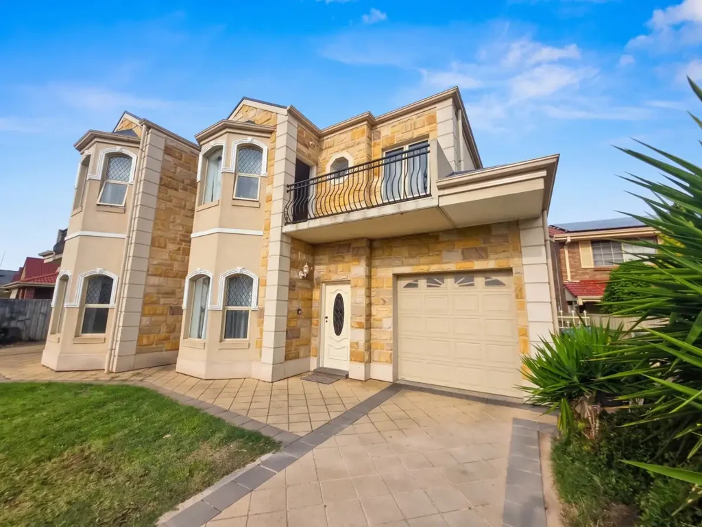 Quality Modern Double Storey with Timeless Appeal & Ultimate