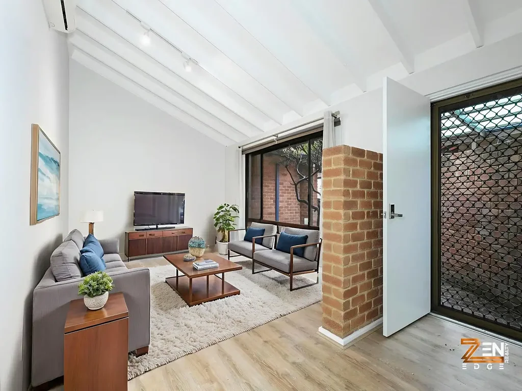 Como 2房  Stylish Lock-and-Leave Villa in Prime Location in Como