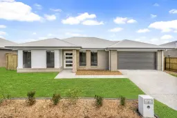 5 Wallace Way, Gleneagle