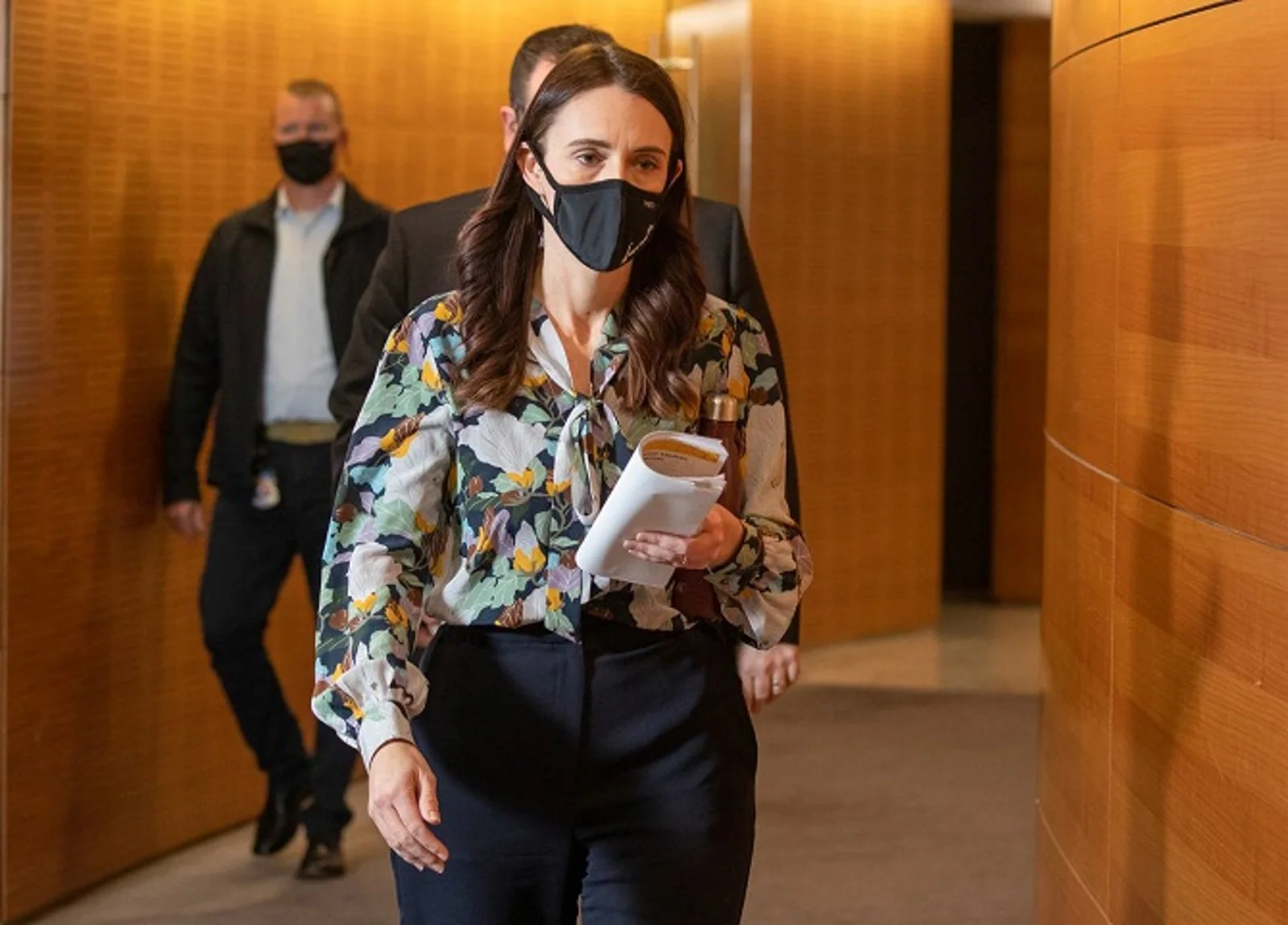 最新民调！工党和总理Jacinda Ardern的支持率小幅上升