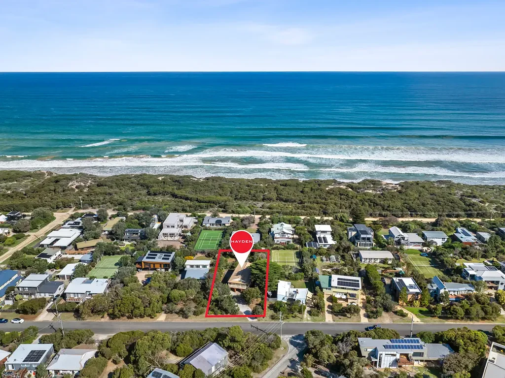Anglesea 2कमरा Charming Coastal Retreat With Space and Potential