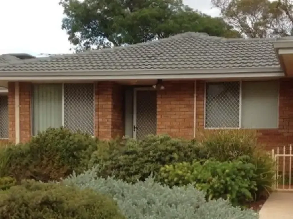 Norseman 8ਬੈੱਡਰੂਮ Unique Investment Opportunity in Norseman WA