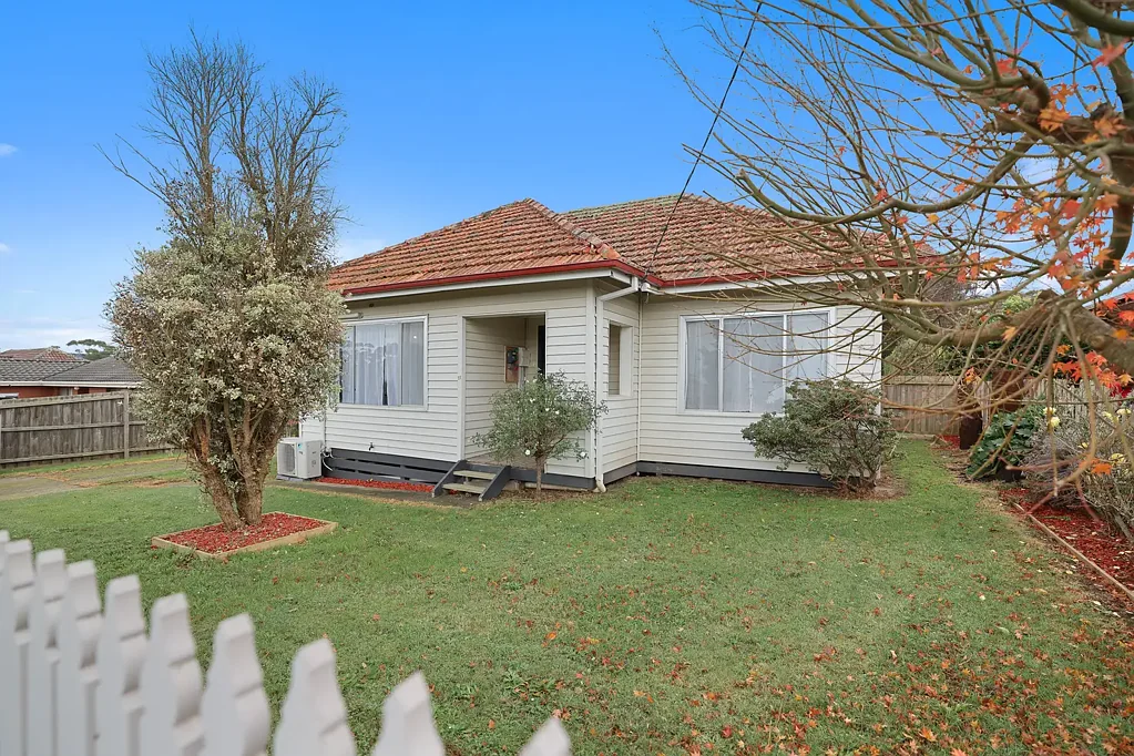 Mirboo North 3Moenga Budget Battlers Beauty