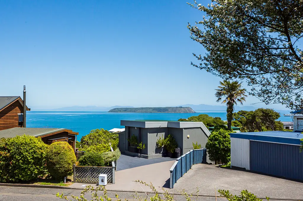 30A The Track, Plimmerton, Porirua, Wellington